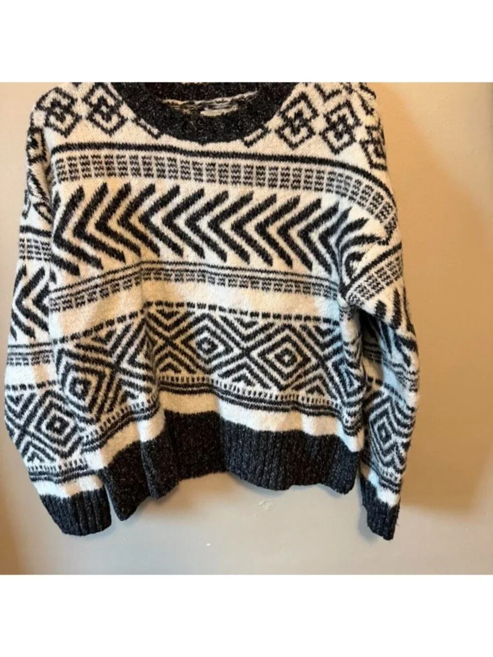Lucky Brand black and white geometric patterned sweater in size M
